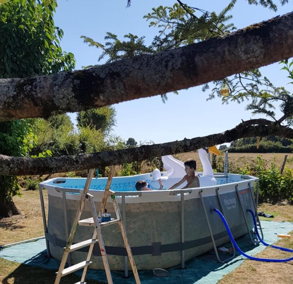 Charmante Maison, Calme Et Nature A La Roche Posay Villa Luaran gambar